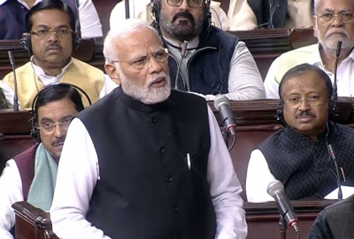 जितना कीचड़ उछालोगे, उतना कमल खिलेगा : पीएम मोदी